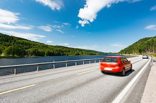 Google Maps will show drivers more eco-friendly routes
