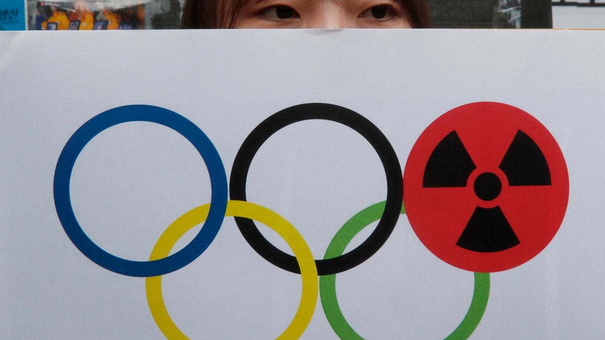 عکس تزئینی؛ یکی از مخالفان المپیک توکیو