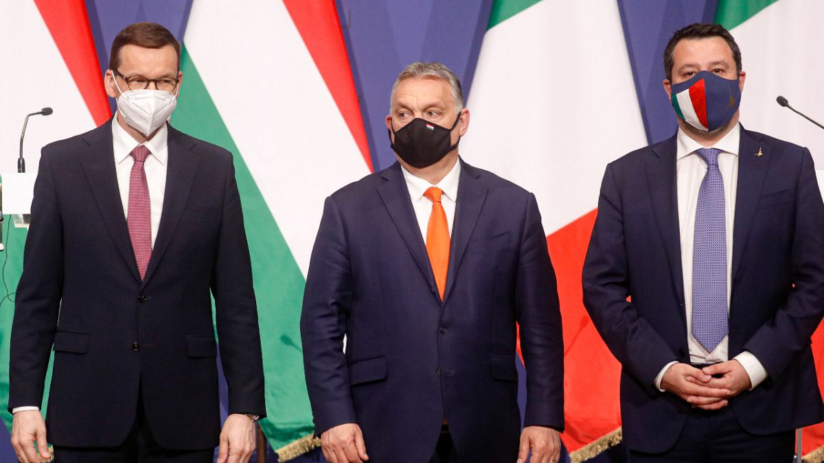 Üç sağcı lider Macaristan'ın başkenti Budapeşte'de bir araya geldi