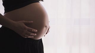 Антитела к коронавирусу могут передаваться от матери к ребёнку во время беременности