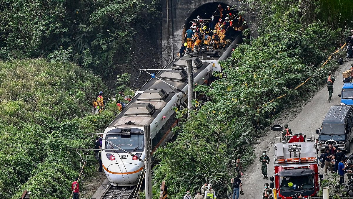 Tayvan'da tren kazası