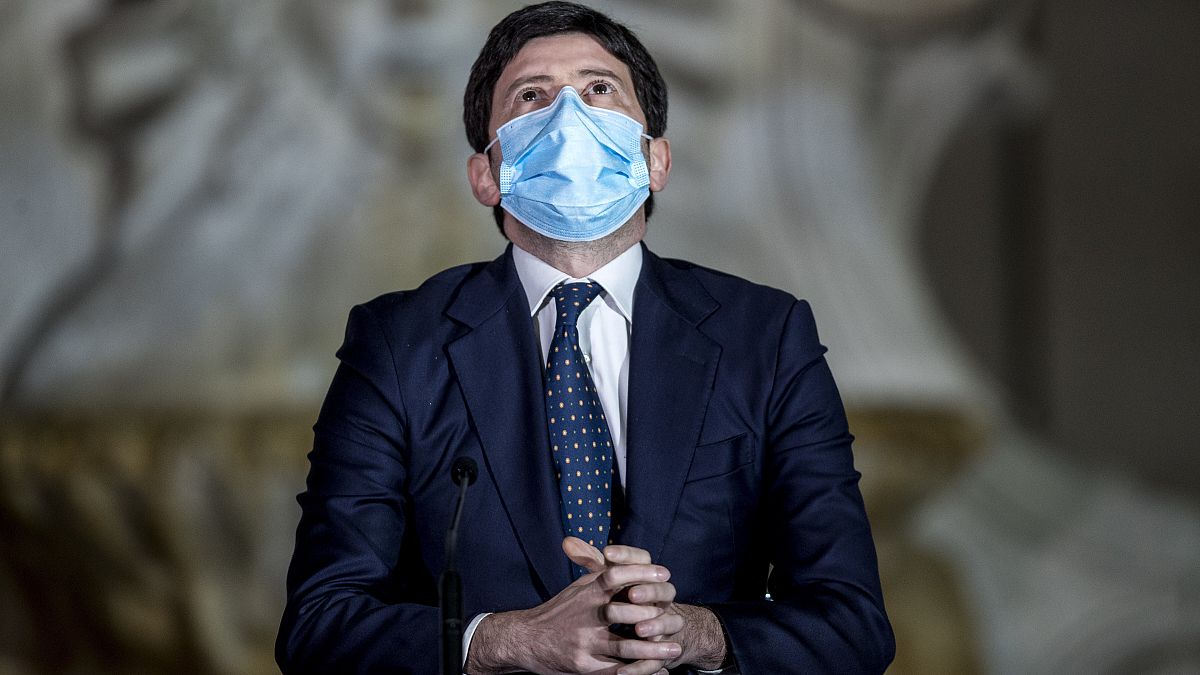 روبرتو اسپرانتزا، وزیر بهداشت ایتالیا