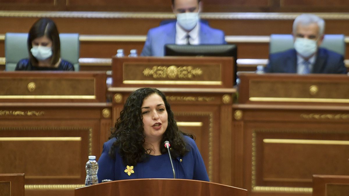 Vjosa Osmani-Sadriu é a nova presidente do Kosovo