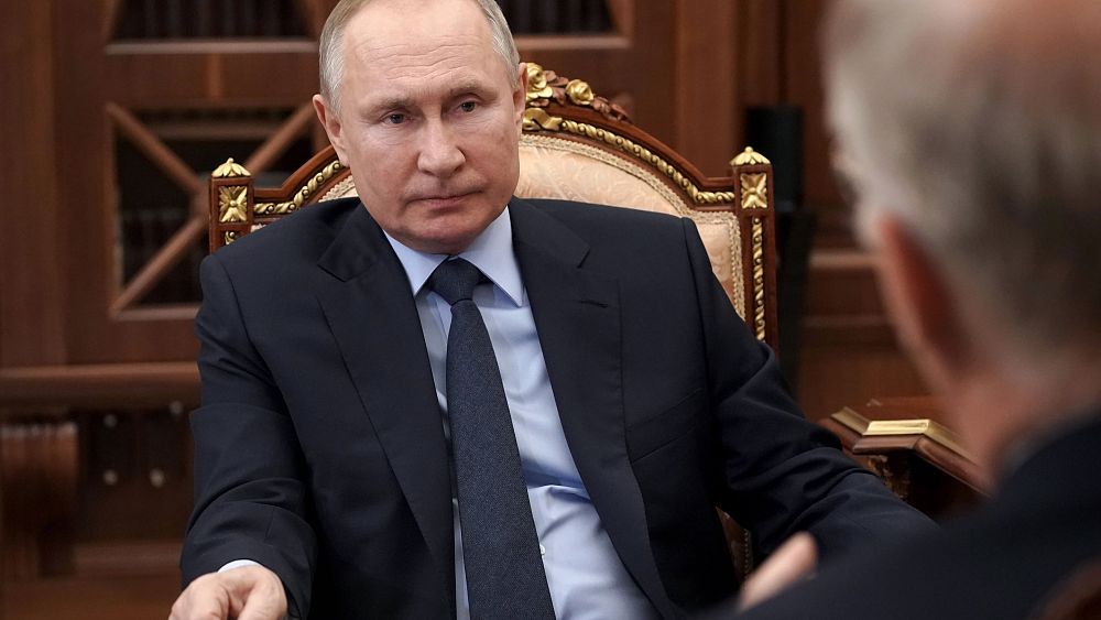 putin-signs-law-allowing-him-two-more-terms-as-russia-s-leader