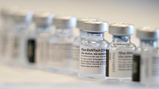 عبوات للقاح "فايزر ـ بيونتيك" المضاد لـ"كوفيد-19"