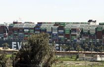Più scorte e produzione locale, la lezione appresa dal Canale di Suez