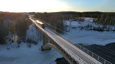 A railway bridge has been reopened across the Tornio river.
