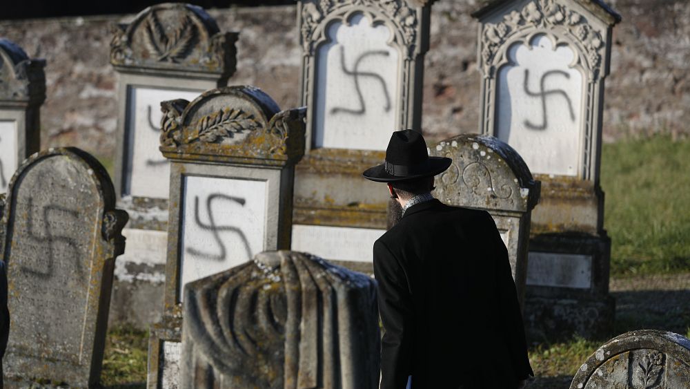 covid-19-has-forced-anti-semitic-hatred-online-researchers-say