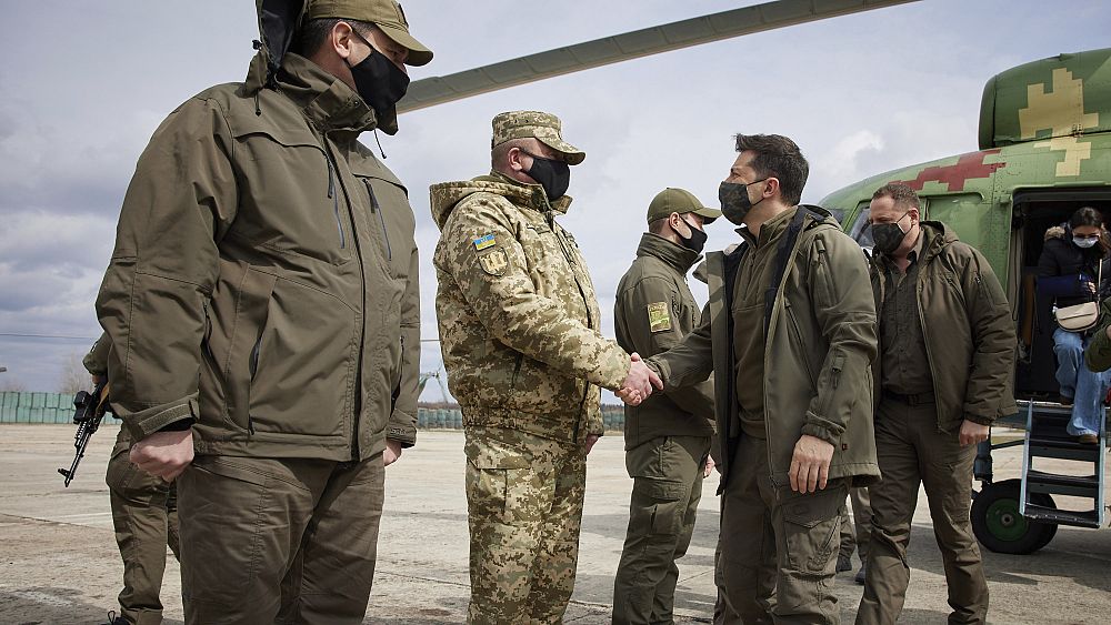 ukraine-merkel-demands-russia-withdraw-troops-near-border