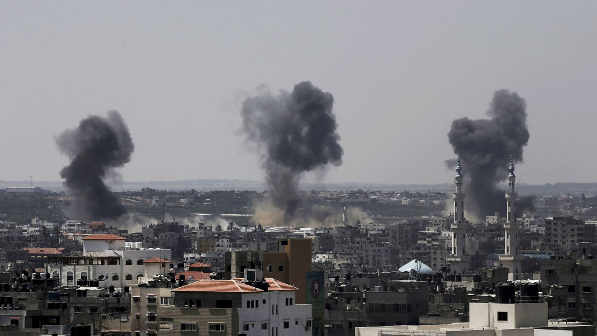İsrail, 16 Temmuz 2014'te Gazze Şeridi'nde hedefleri bombaladı