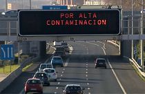 La ley dice adiós a los coches de gasolina y diesel en 2040