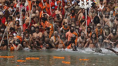 Célébration du festival religieux Kumbh Mela à Haridwar.