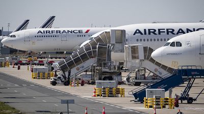Самолёты в аэропорту Париж-Шарль-де-Голль