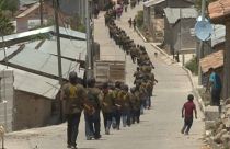 La desesperada solución de un poblado mexicano: niños armados para defenderse de los narcos