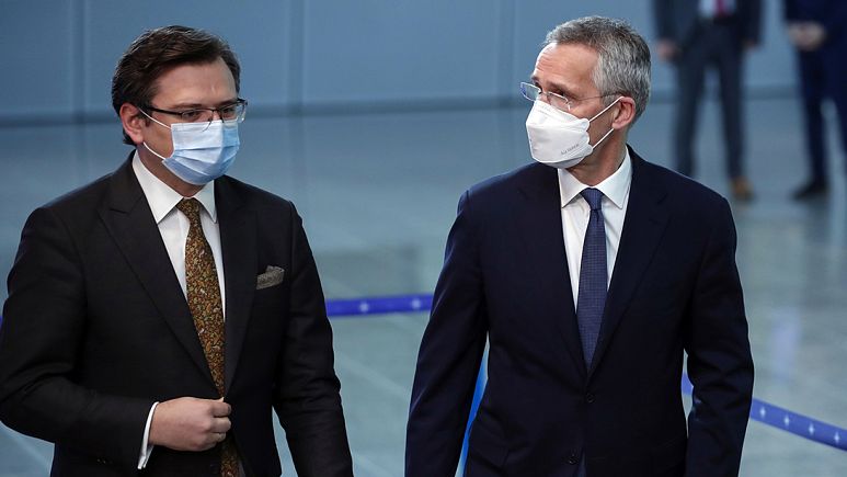 NATO’dan Rusya’ya uyarı: Ukrayna sınırındaki askeri yığınağı sonlandır