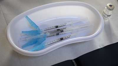 Шприцы для прививки вакциной AstraZeneca в Амстердаме