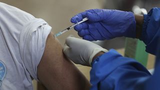 Covid-19 salgını yeni bir turzim kolunun doğmasına neden oldu: Aşı turizmi
