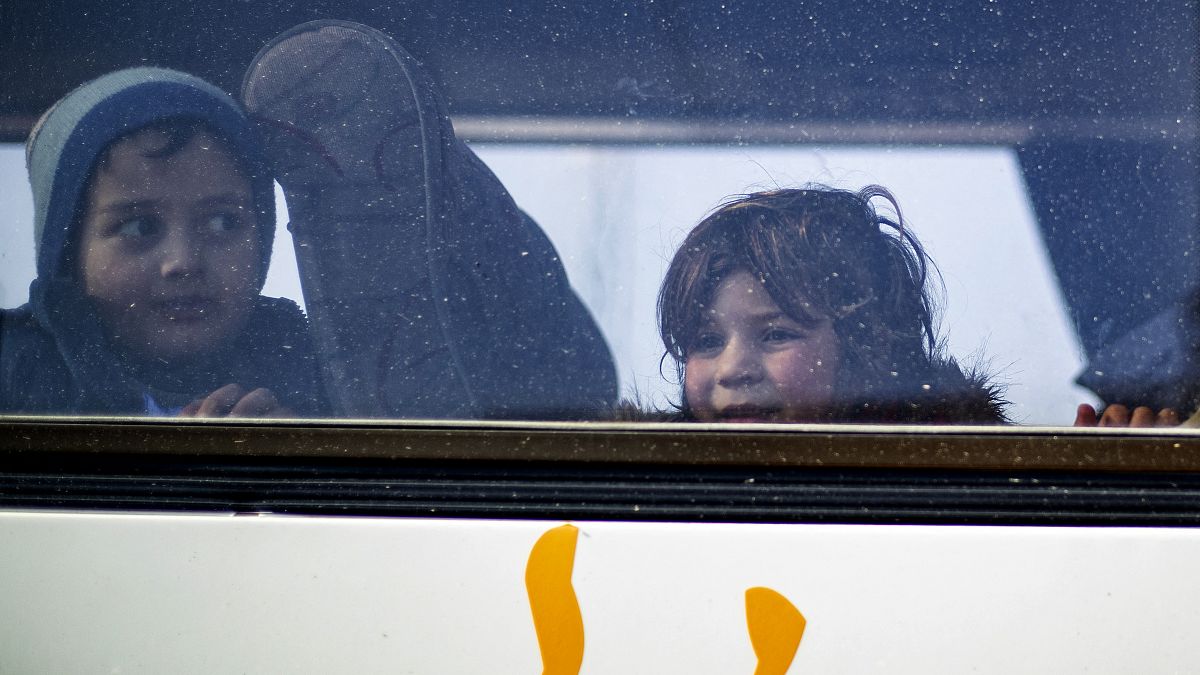 Des orphelins russes dont les parents avaient rejoint l'Etat islamique sont rapatriés de la Syrie vers la Russie