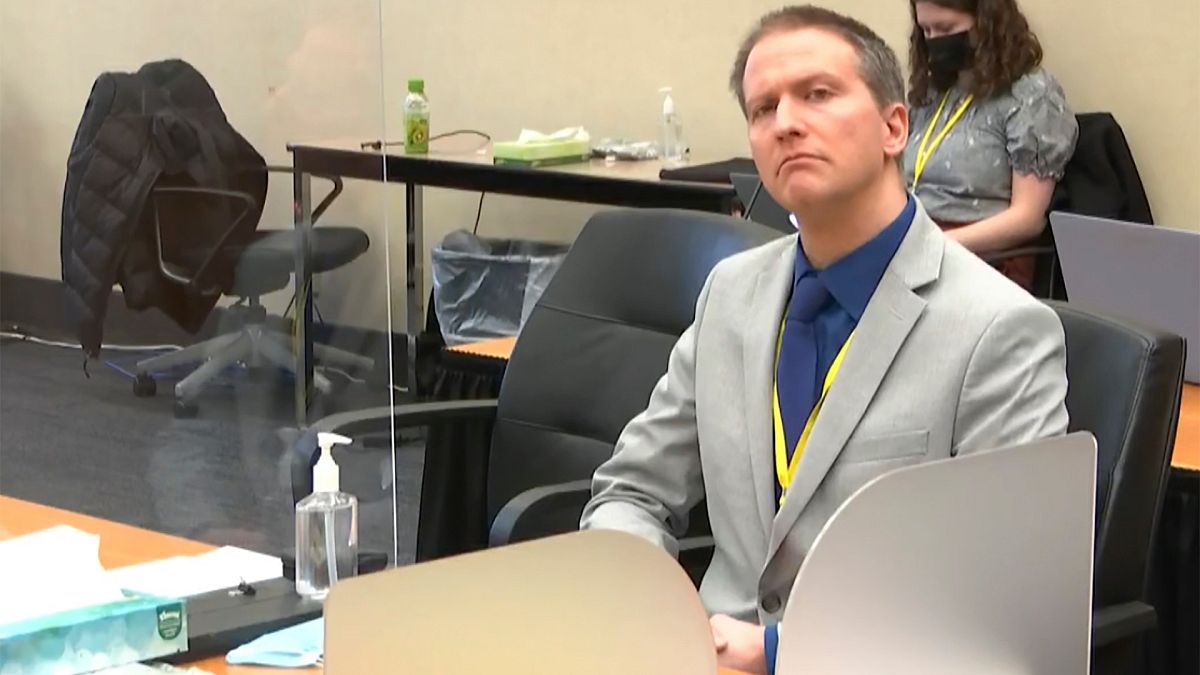 Former Minneapolis police Officer Derek Chauvin listens as his defense attorney Eric Nelson gives closing arguments. April 19, 2021
