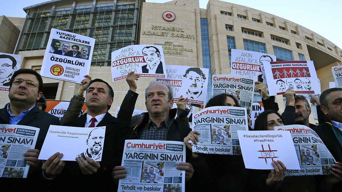AİHM, Türkiye'nin Cumhuriyet gazetesi eski çalışanlarına hak ihlali kararını kesinleştirdi.