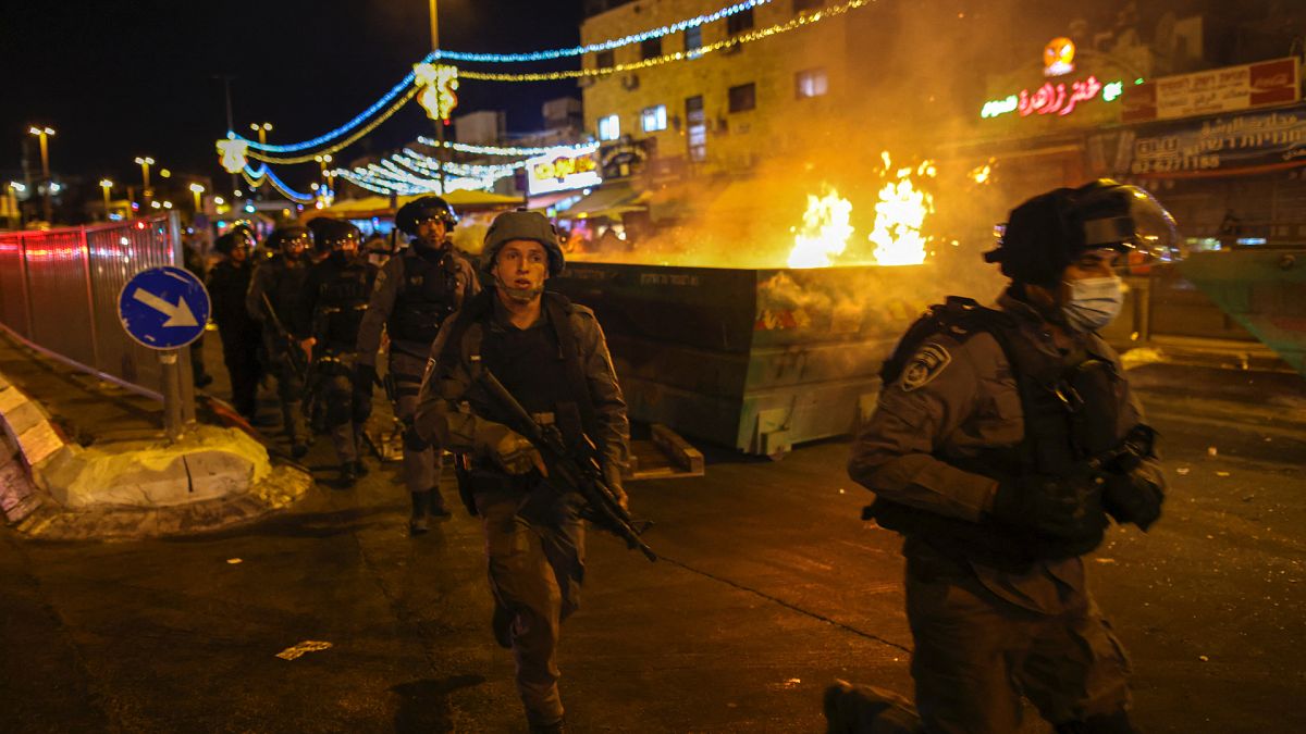 Doğu Kudüs: İsrail polisinin müdahalesinde 105 Filistinli yaralandı