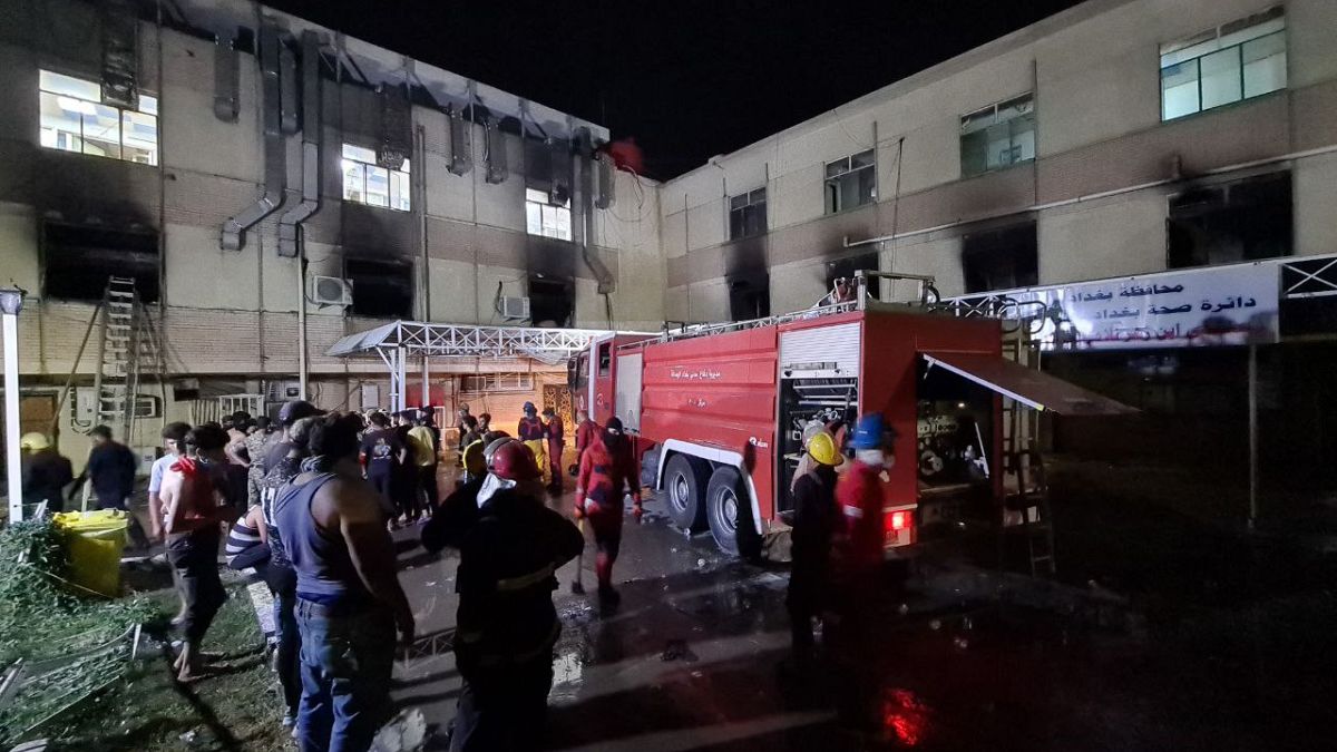 Bağdat'ta hastanede yangın çıktı