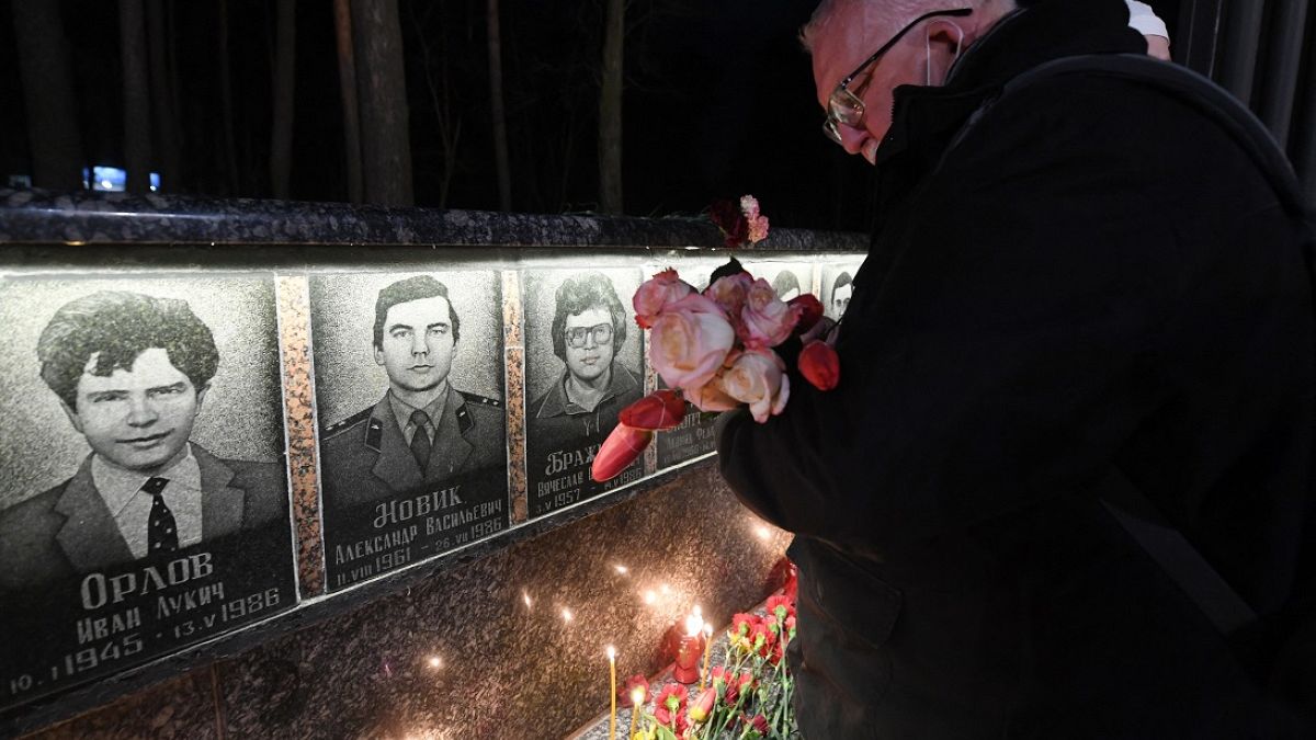 Vigília em memória dos heróis de Chernobyl