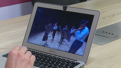 Grécia: Orquestra Sinfónica Juvenil rende-se à realidade virtual