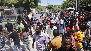 Somalie : les habitants fuient des quartiers de la capitale Mogadiscio