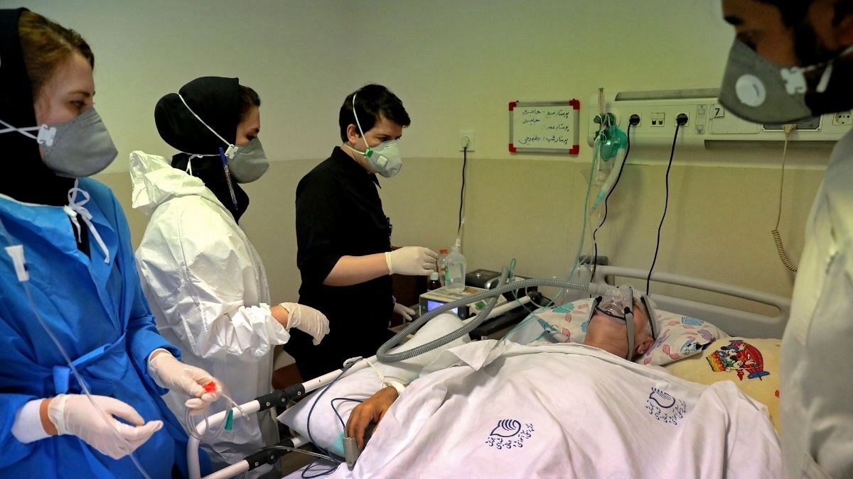 بخش مراقبت از بیماران کرونایی در بیمارستانی در تهران