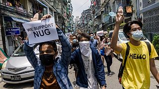 Flash mob protest coup in Yangon streets