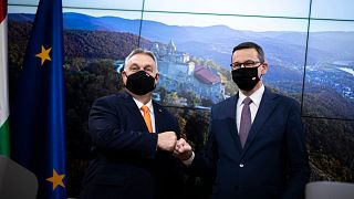 Orbán Viktor magyar- és Mateusz Morawiecki lengyel kormányfő Brüsszelben 2020. december 10-én