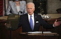 Biden defiende su plan de recuperación para las familias en el discurso de los cien días de mandato
