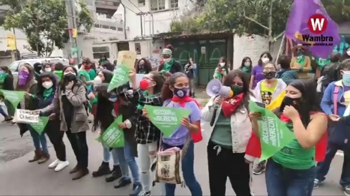Manifestación a favor de la despenalización del aborto en Ecuador