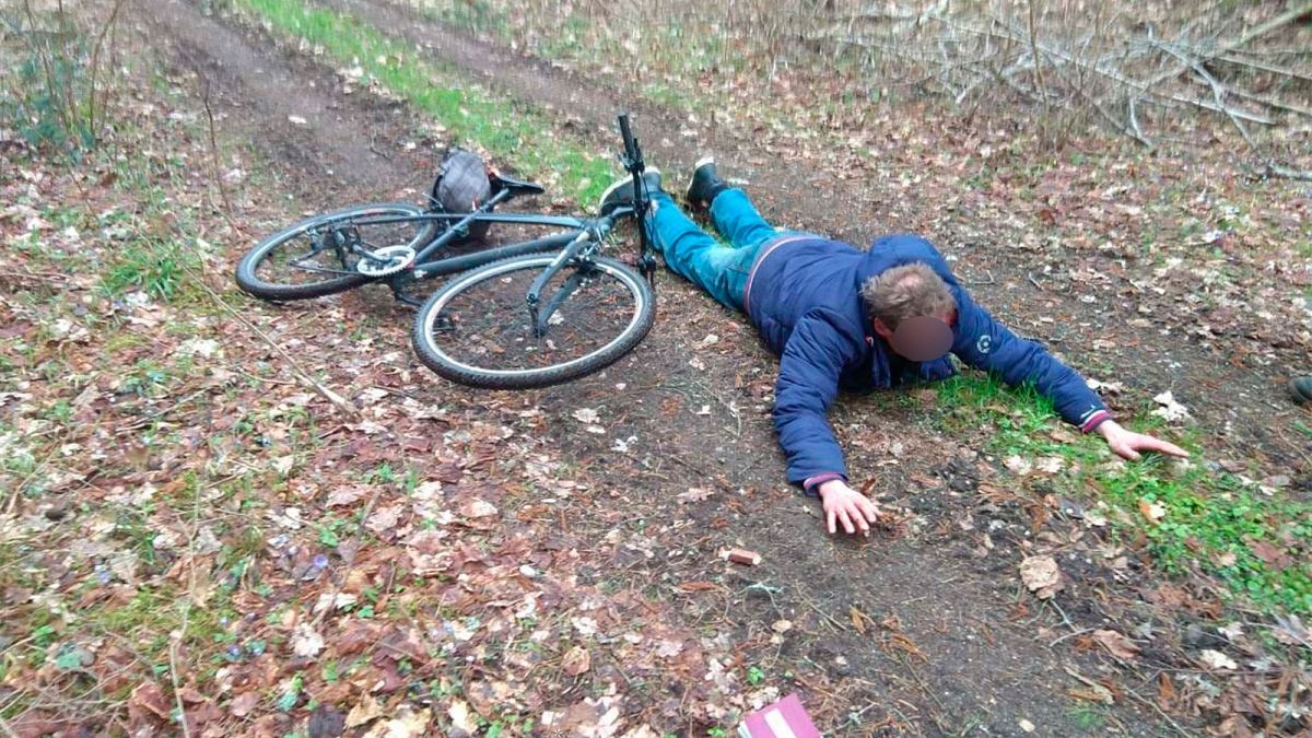 A Dutch cyclist was detained after crossing the Lithuanian border into Belarus