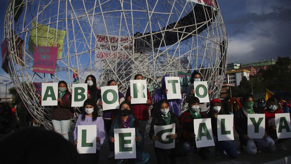 Las mujeres ecuatorianas ya no serán encarceladas si se someten a un aborto tras ser violadas