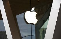 Apple logo