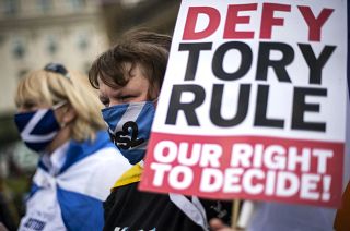 Scottish independence and pro-Union rallies take place in Glasgow