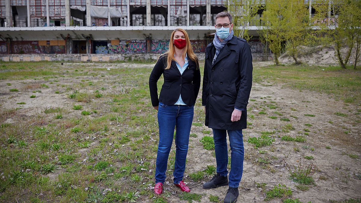 The site of the proposed Chinese campus, with Budapest's mayor Gergely Karacsony (right), who opposes the plan