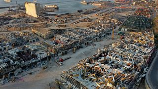 Avanza la limpieza y descontaminación del puerto de Beirut