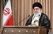 İran lideri Ali Hamaney, röportajı sızdırılan Dışişleri Bakanı Muhammed Zarif'i eleştirdi