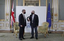  Dominic Raab et Josep Borrell, les chef de la diplomatie britannique et européenne, lors d'une rencontre organisée dans le cadre d'une réunion du G7 à Londres, le 5 mai 2021