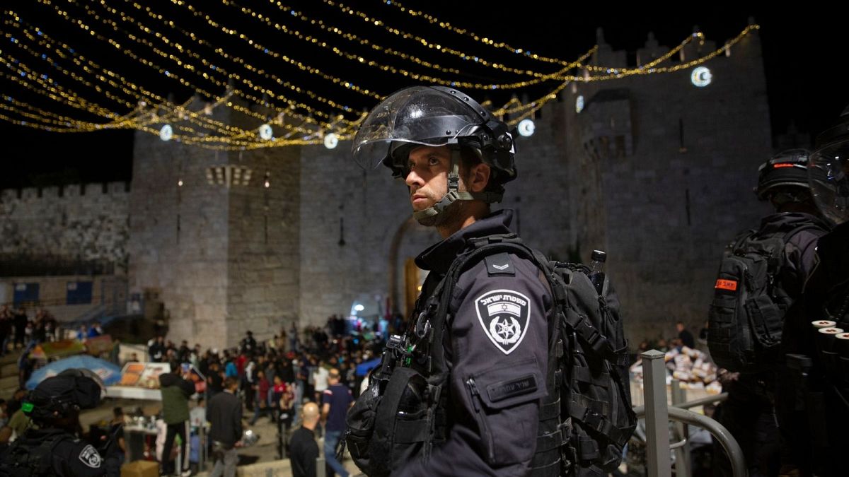 درگیری میان نیروهای امنیتی اسرائیل و فلسطینیان در مسجد الاقصی