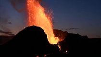 Volcán islandés que lanza géiseres de lava