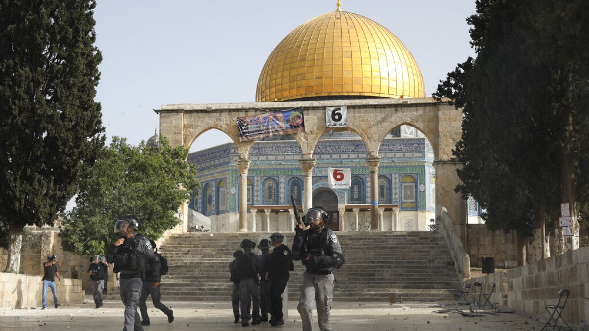 Συγκρούσεις στην Ιερουσαλήμ στην πλατεία των Τεμενών