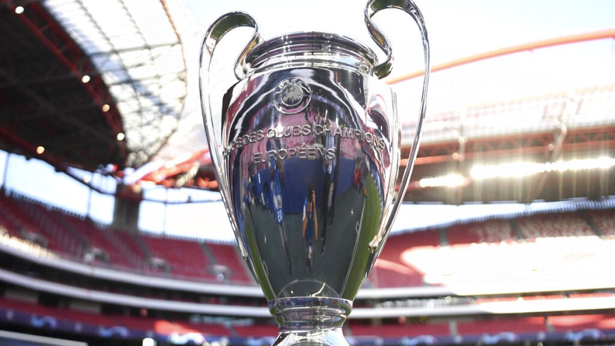 UEFA Şampiyonlar Ligi finali İstanbul'dan alındı, Portekiz'e verildi 