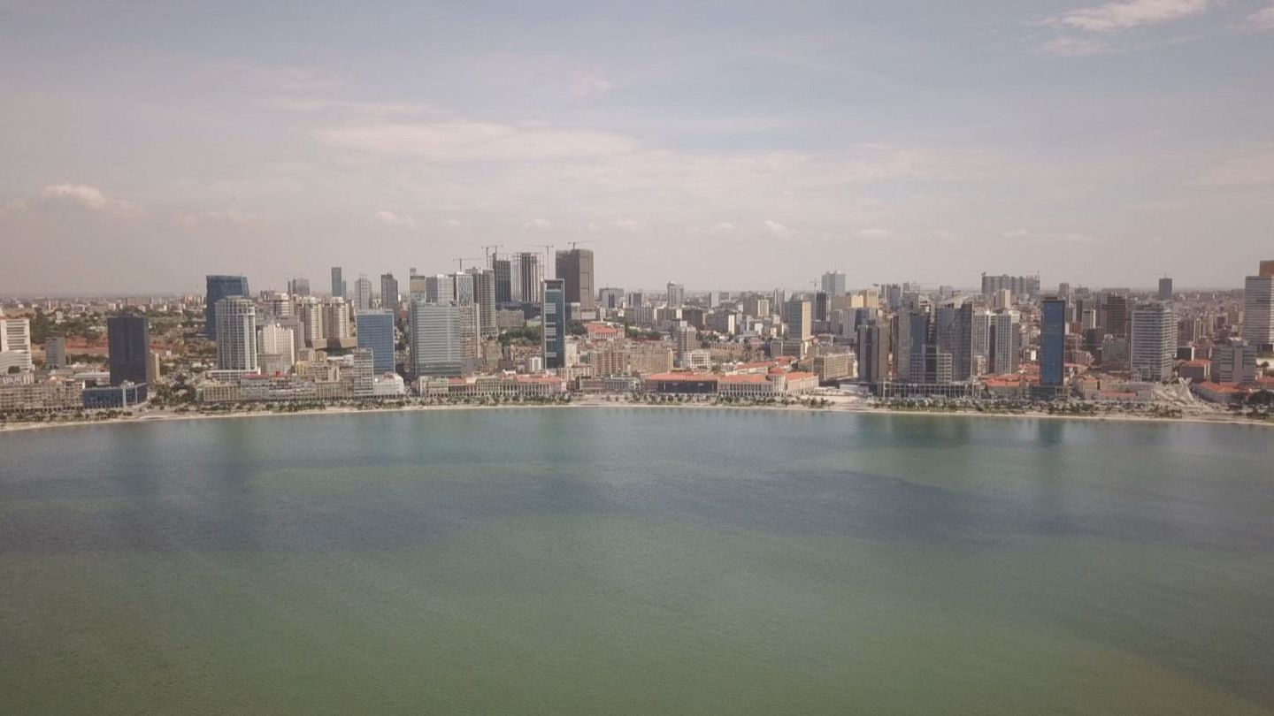 A weekend in Luanda, Angola: “Africa's Manhattan” waits to be