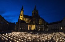 30.000 Kerzen leuchten für die Opfer von Covid-19 