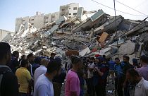 Gaza, Israele bombarda il palazzo dei giornalisti