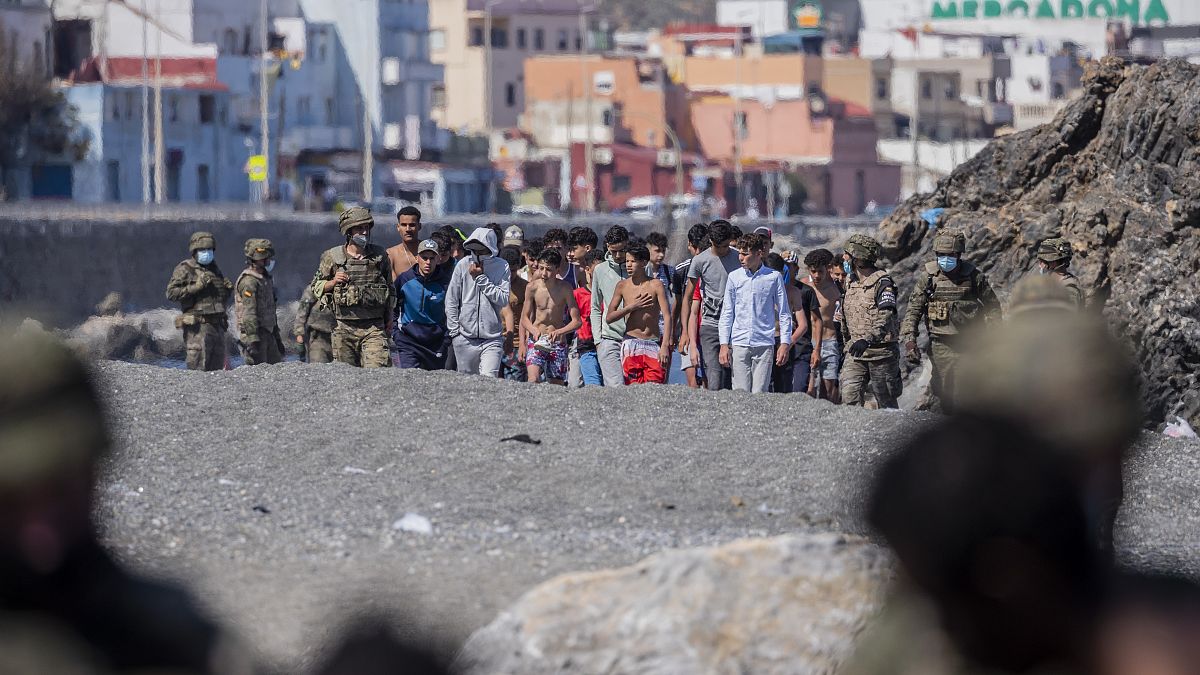L'Espagne débordée par l'arrivée de migrants à Ceuta